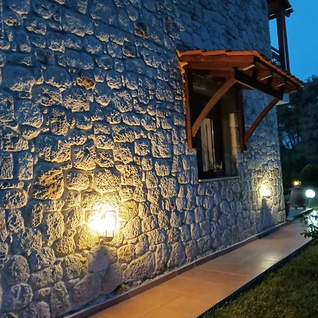 The Emerald Garden Maisonette Siviri