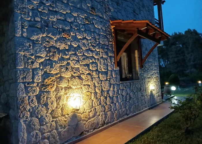 The Emerald Garden Maisonette Siviri