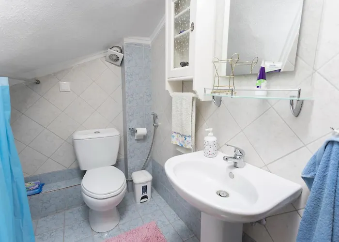 펜션 The Emerald Garden Maisonette *