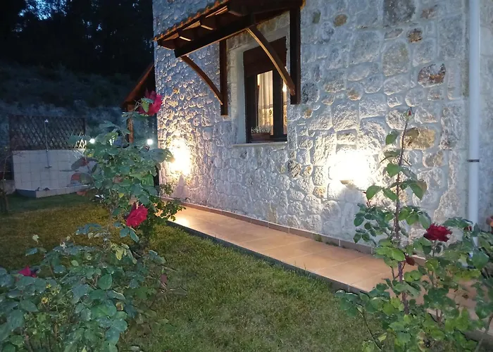 The Emerald Garden Maisonette 펜션